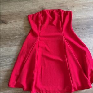 Elegant Red Women's Strapless Dress